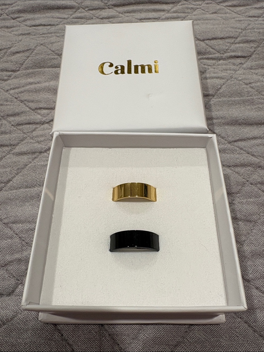 Gold Plated and Black Curved Rings Set